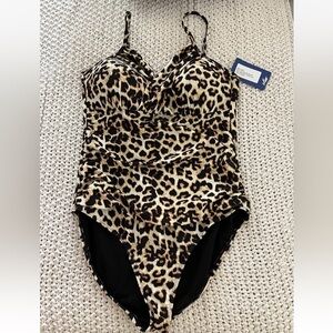 Leopard Print Women’s Swimsuit Hilor Size 12 NWT Summer Chic